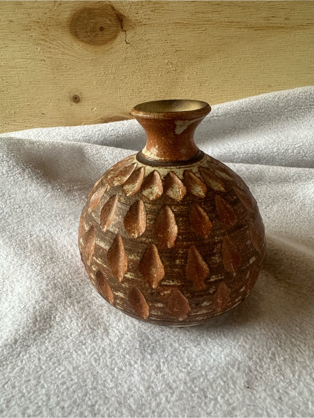 Textured Earth-Tone Ceramic Bud Vase - Rust & Brown